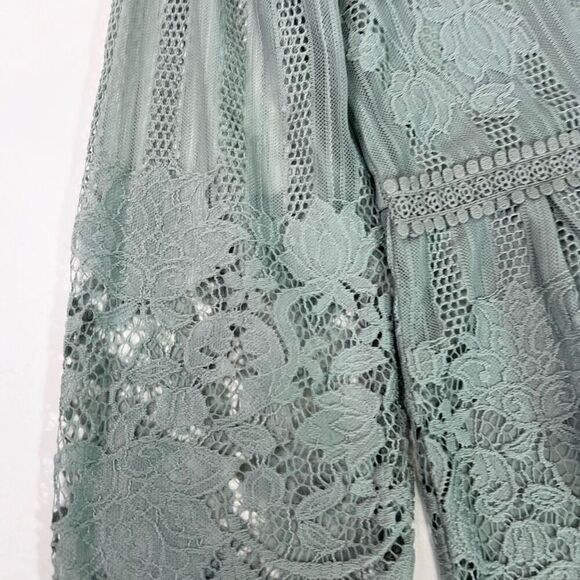 Chance Or Fate Blouse Womens Medium Green Floral Lace Mock Neck Long Sleeve NEW - Picture 3 of 13